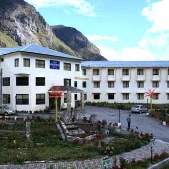 Hôtel Sarovar Portico Badrinath à Joshīmath Extérieur photo