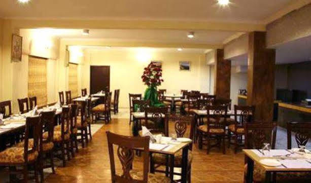 Hôtel Sarovar Portico Badrinath à Joshīmath Restaurant photo